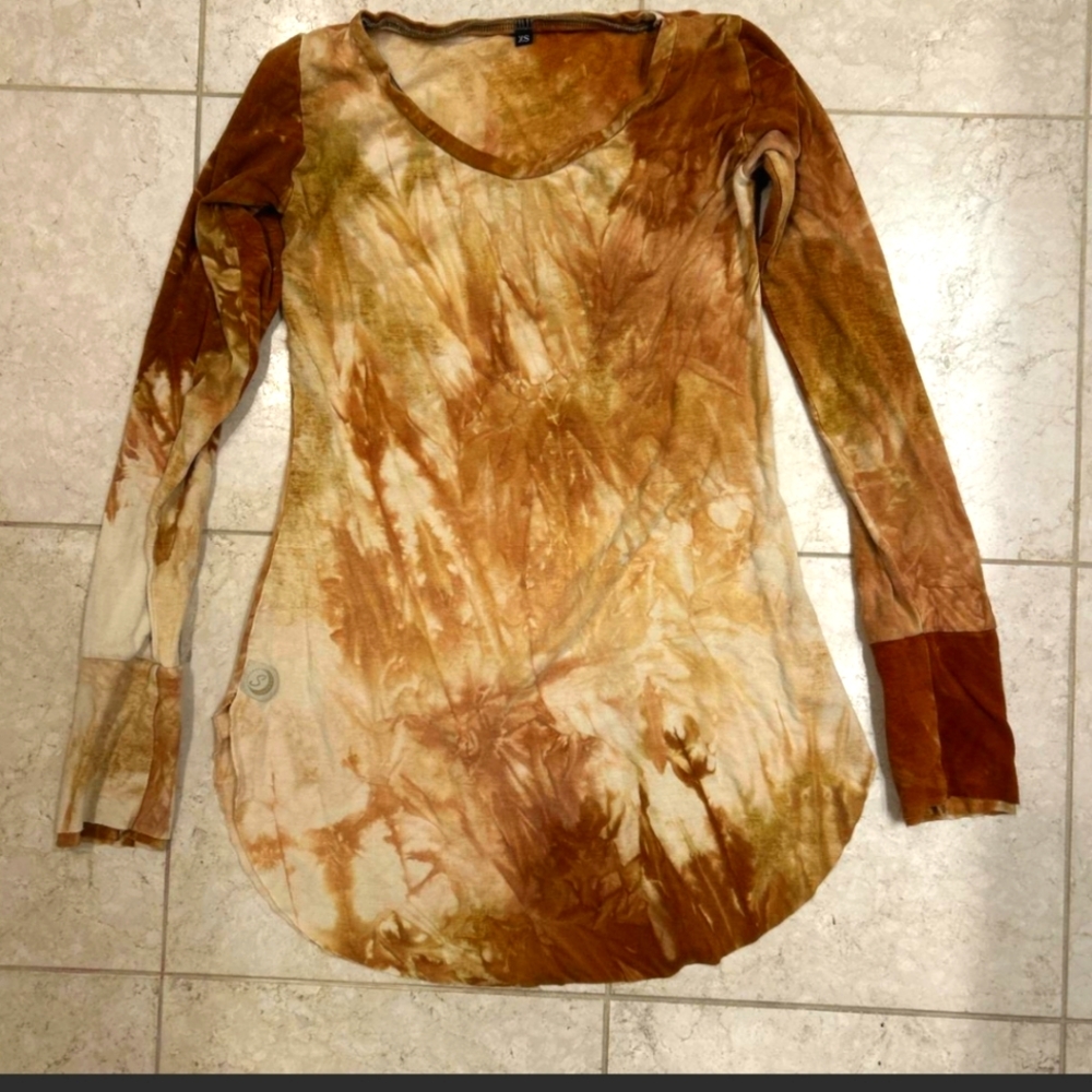 Sinew Moon XS long sleeve top.
